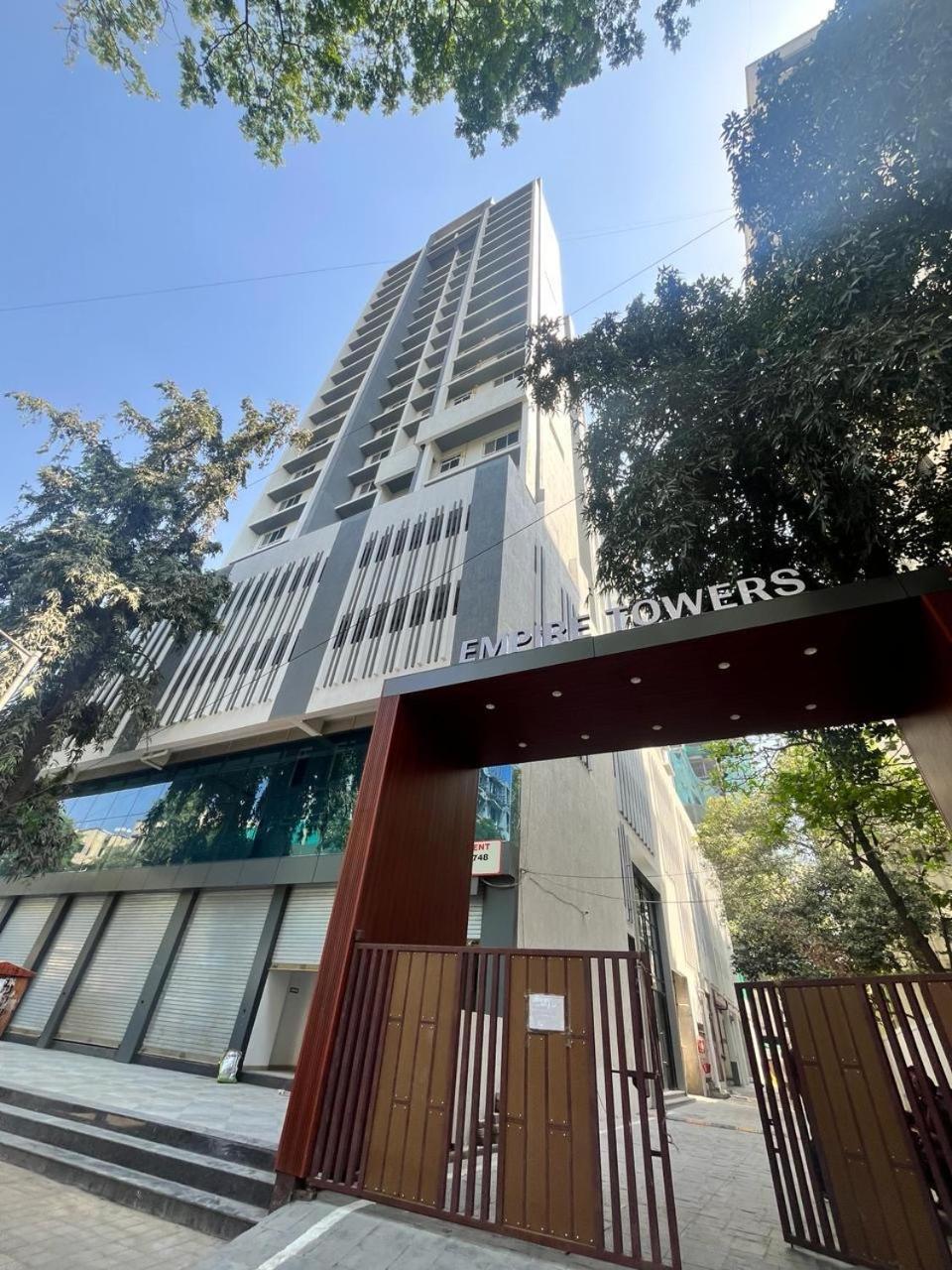 Hsquare Luxury Apartments Goregaon Bombay Eksteriør billede