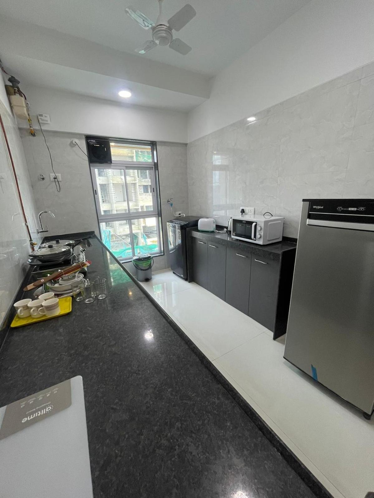 Hsquare Luxury Apartments Goregaon Bombay Eksteriør billede
