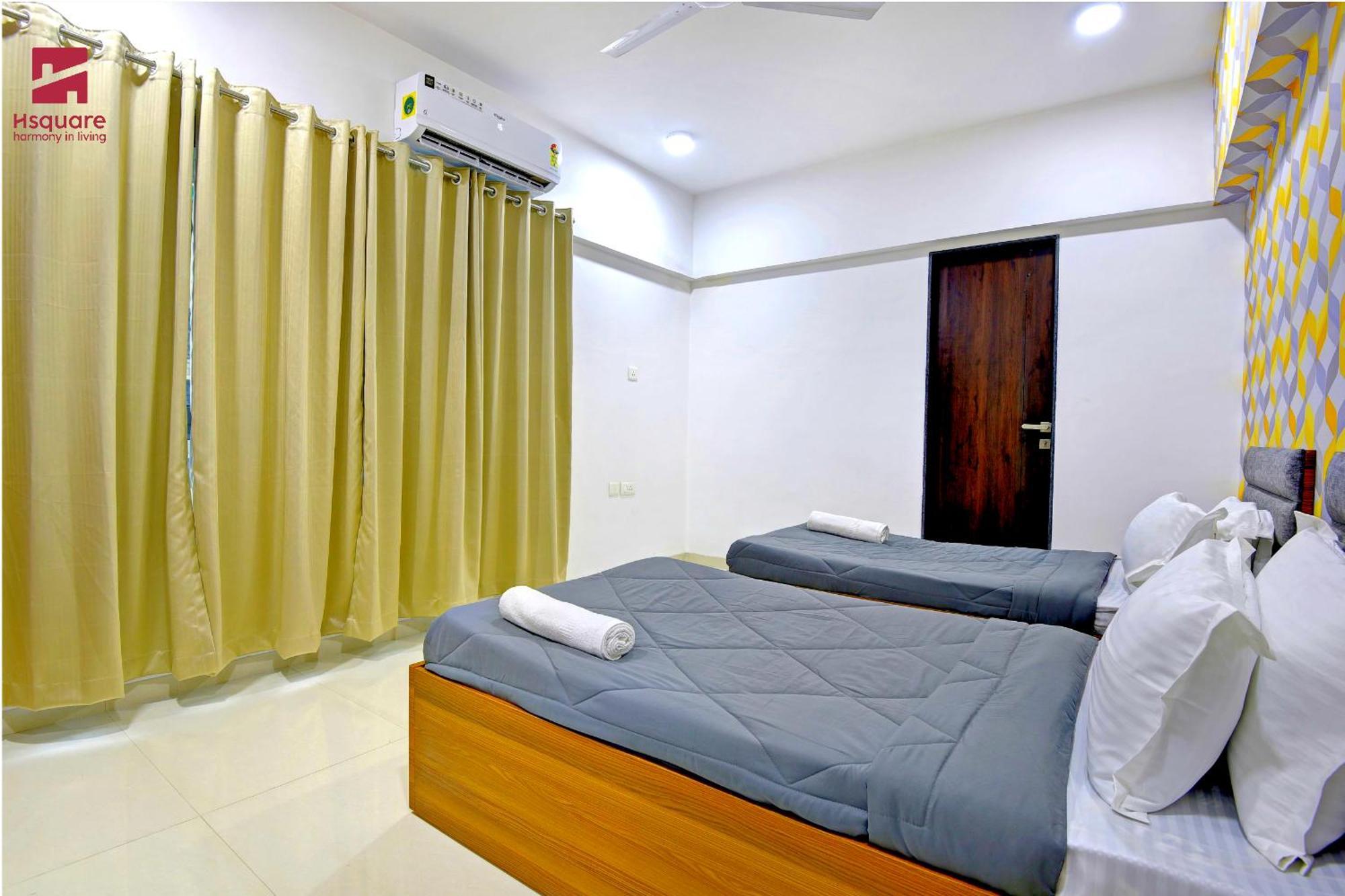 Hsquare Luxury Apartments Goregaon Bombay Eksteriør billede